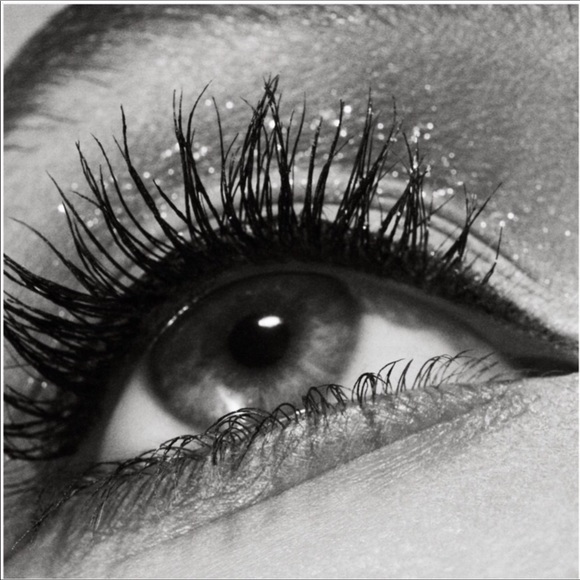 Fenty Beauty Full Frontal Volume Mascara - Picture 14 of 16